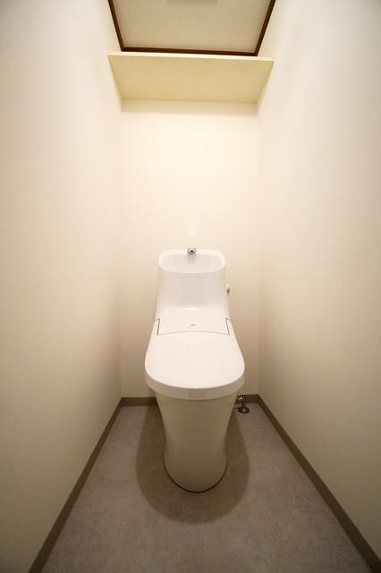 トイレ　トイレもきれいです