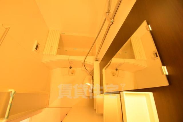 地下鉄御堂筋線 なんば駅 徒歩15分 15階建 築9年の風呂写真