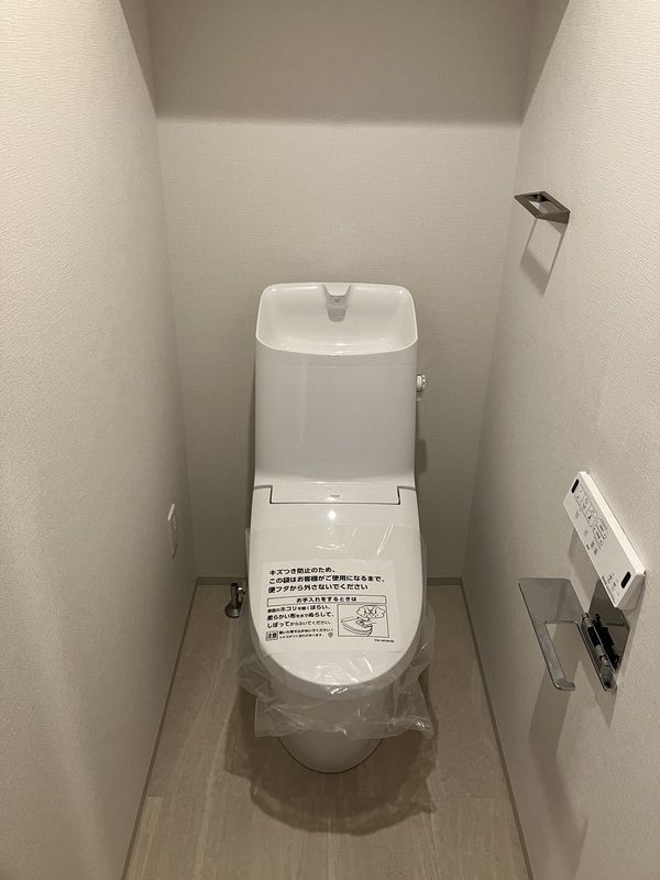 地下鉄名城線 瑞穂運動場東駅 徒歩4分 8階建 築2年のトイレ写真