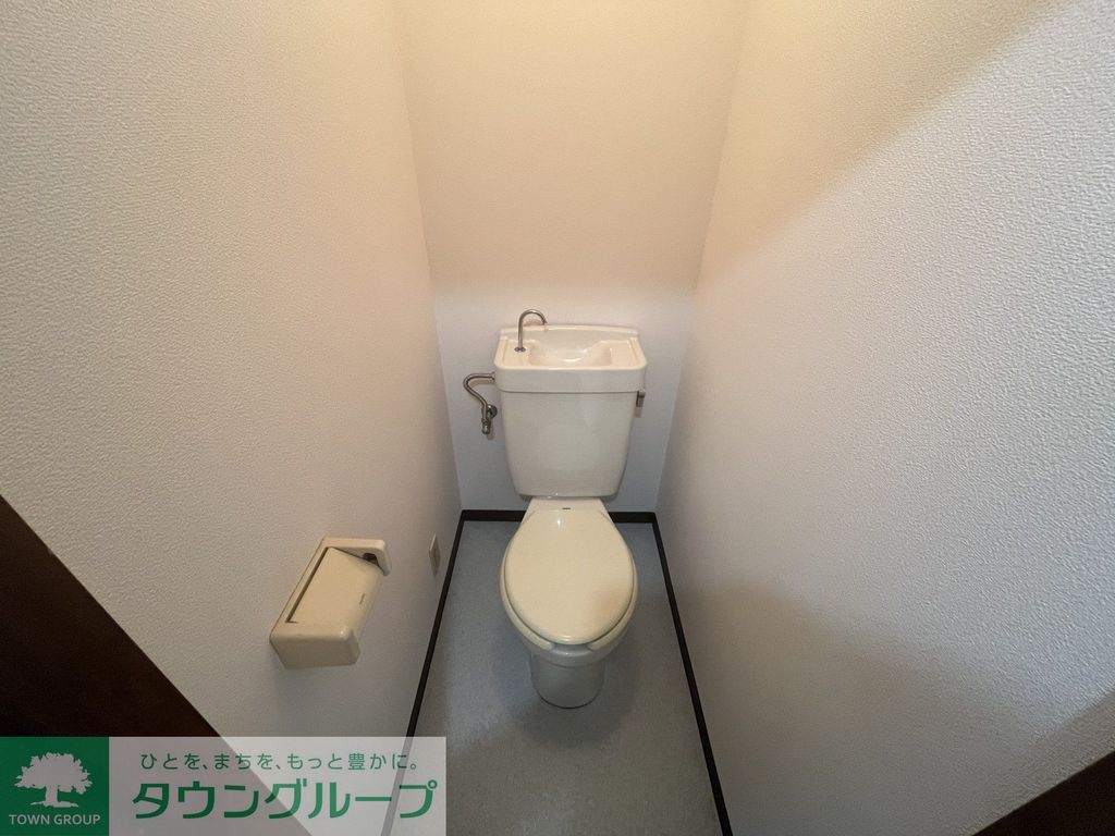 ＪＲ武蔵野線 東所沢駅 徒歩15分 3階建 築37年のトイレ写真