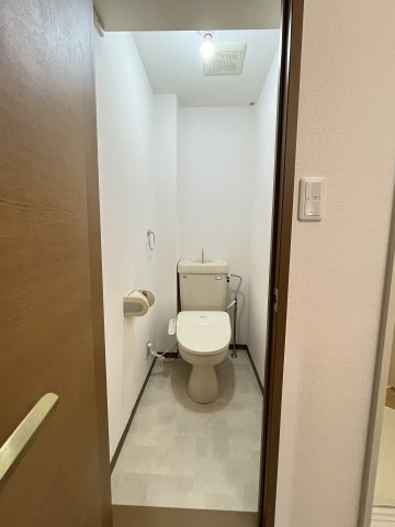 ＪＲ境線 富士見町駅 徒歩21分 2階建 築31年のトイレ写真