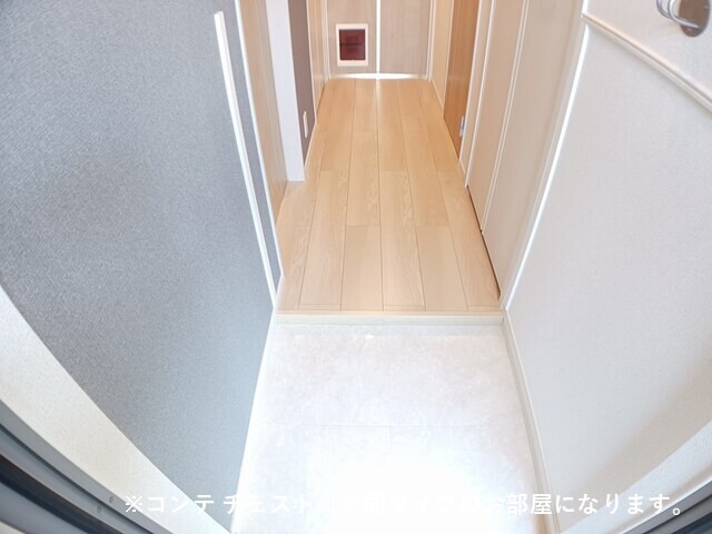 水口町秋葉アパートの玄関写真