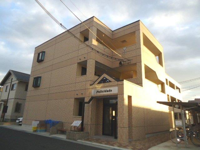 建物外観　外観写真（昼）
