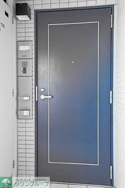 玄関　※写真は同タイプ住戸です。