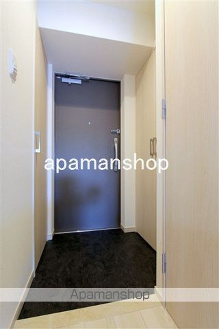 地下鉄谷町線 谷町四丁目駅 徒歩2分 15階建 築5年の玄関写真