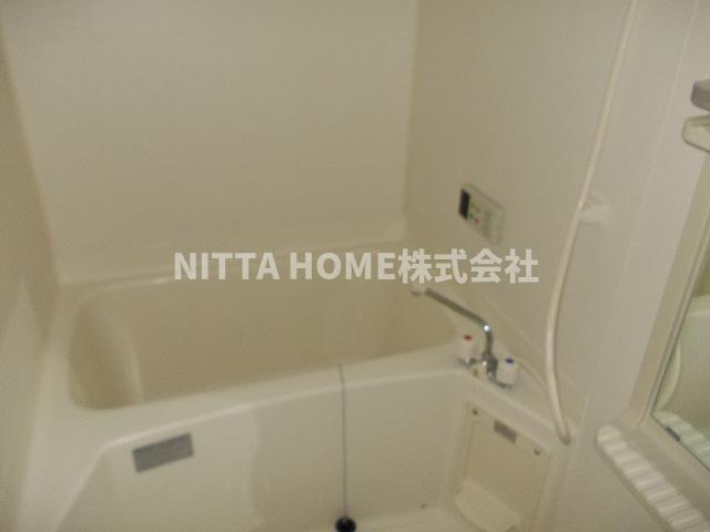 バス・シャワールーム　追い焚き機能もあります♪