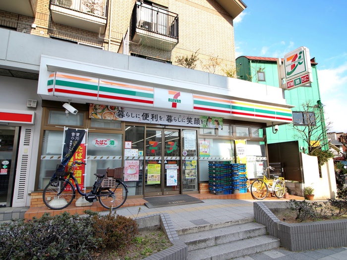 コンビニ　セブンイレブン豊中曽根東町（コンビニ）まで31m