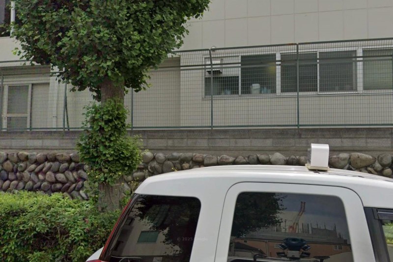 幼稚園・保育園　お東幼稚園（幼稚園・保育園）まで141m