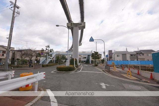 その他　前面道路（その他）まで0m