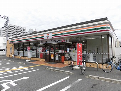 コンビニ　セブンイレブン高知稲荷町店（コンビニ）まで644m