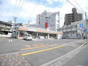 コンビニ　ローソン長崎石神店（コンビニ）まで266m