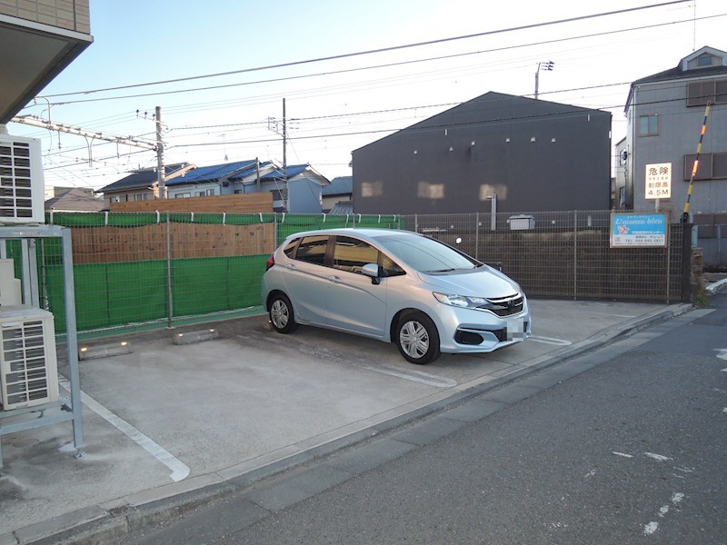 駐車場　敷地内駐車場