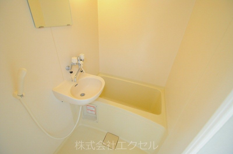 洗面設備　同等タイプのイメージ写真です。