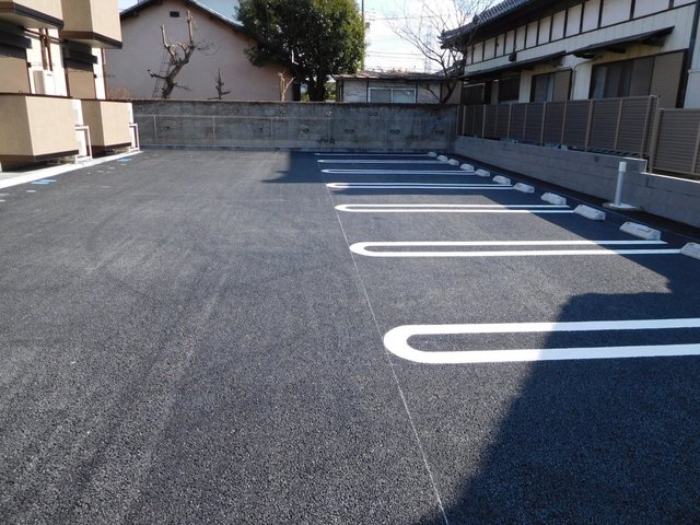 駐車場　敷地内駐車スペース