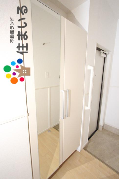 玄関　※写真は同型タイプとなります