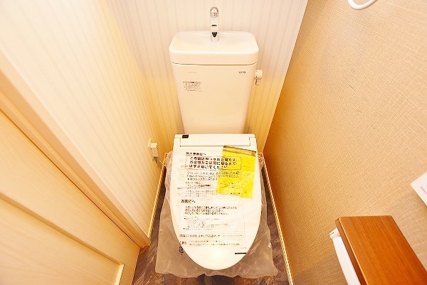 トイレ　★温水洗浄便座付トイレ★