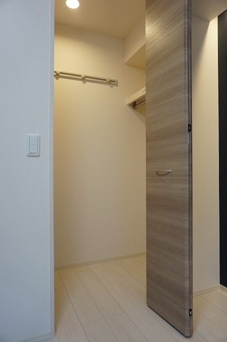 収納　ウォークインクローゼット