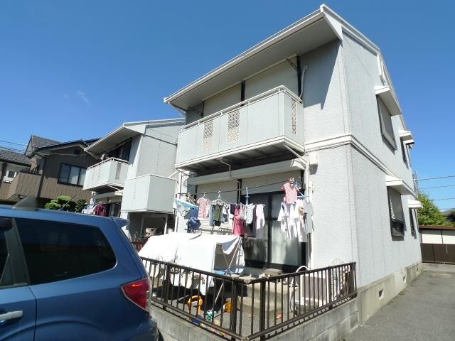 松戸市南花島のアパートの建物外観