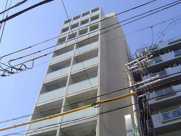 神戸市兵庫区塚本通のマンションの建物外観