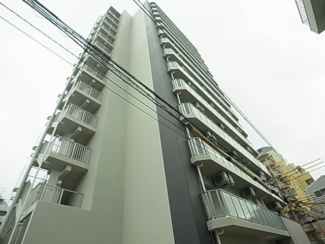神戸市中央区日暮通のマンションの建物外観