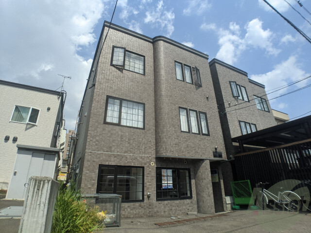 建物外観　札幌市北区北２８条西「ノースイング２８参番館」