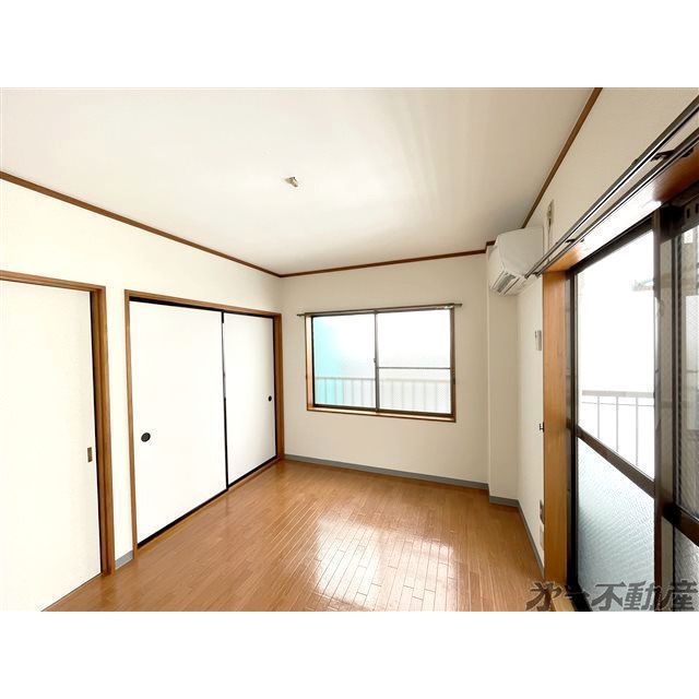 居室・リビング　洋室