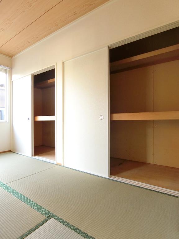 収納　別号室のお写真を使用しています。