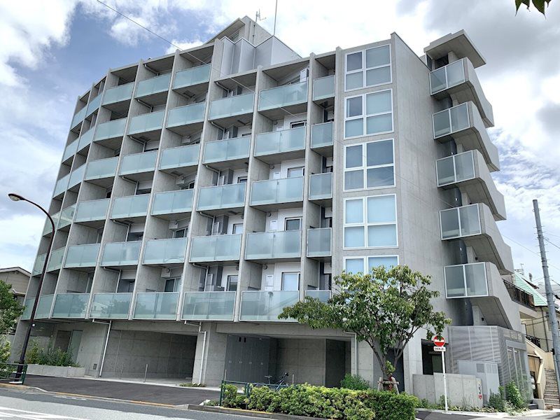 品川区小山台のマンションの建物外観