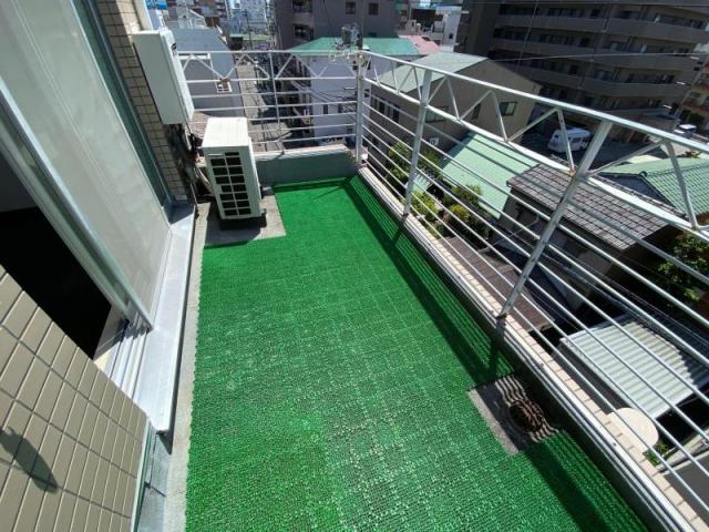 【高松市丸の内のマンションのバルコニー】