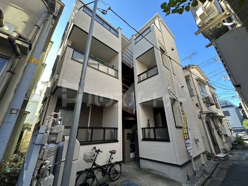 【墨田区墨田のアパートの建物外観】