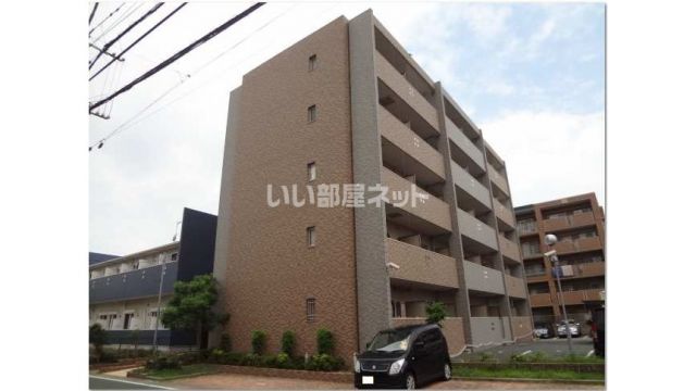 福岡市西区田尻のマンションの建物外観