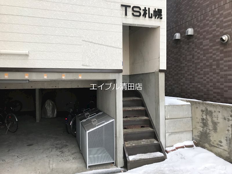 【ＴＳ札幌のエントランス】