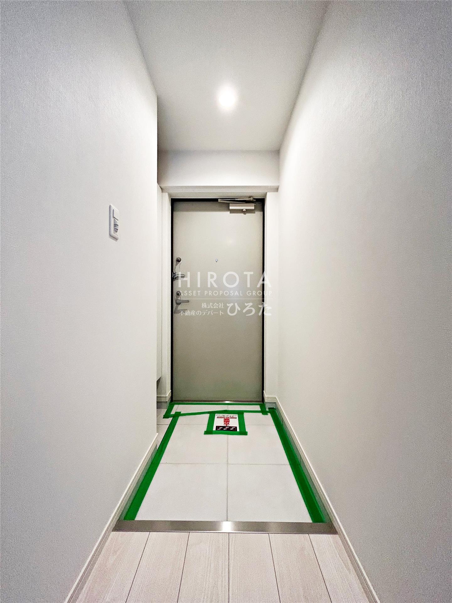 玄関　2階モデルルーム