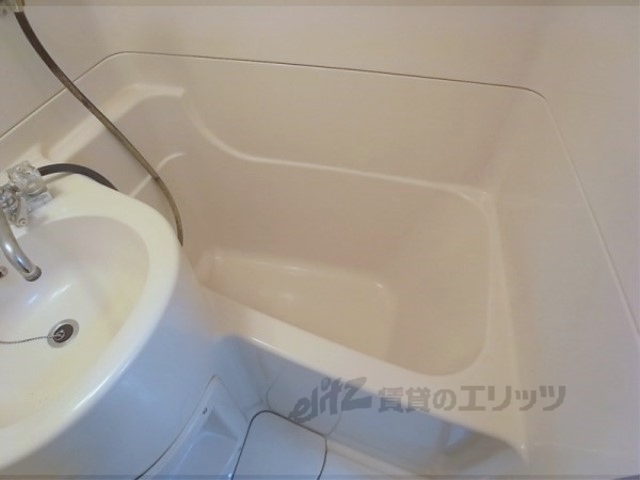 トイレ　浴槽