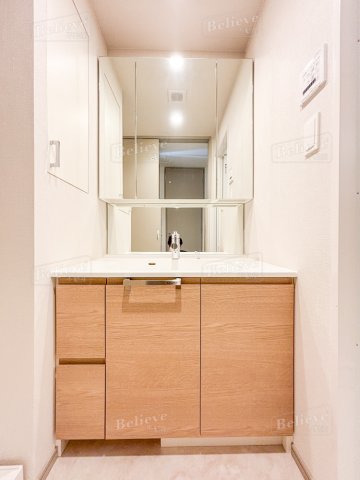 洗面設備　綺麗で明るい洗面所です☆