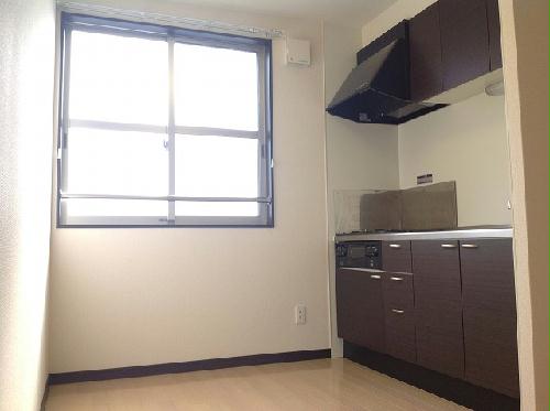 キッチン　3口ガスコンロのシステムキッチン