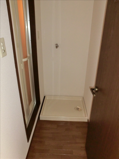 洗面設備　洗濯置場