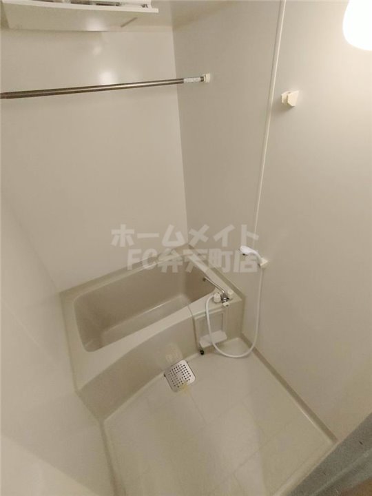 バス・シャワールーム　お風呂で日々の疲れを落としましょう