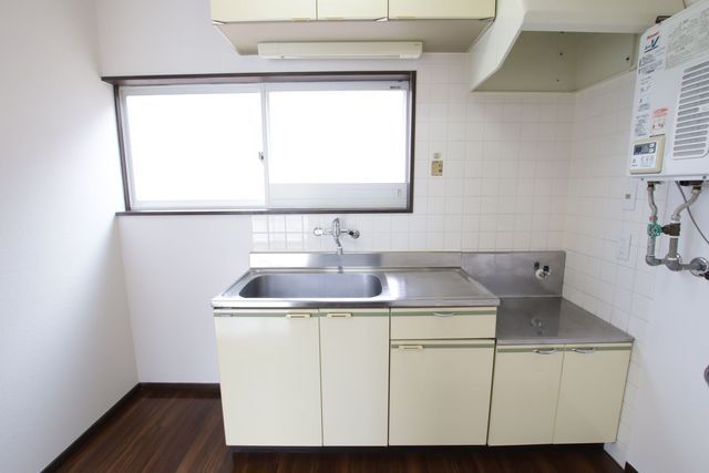 キッチン　コンロはＩＨ・ガス、どちらも可能