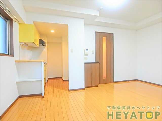 居室・リビング　ＬＤＫ１０.７帖（同仕様写真）