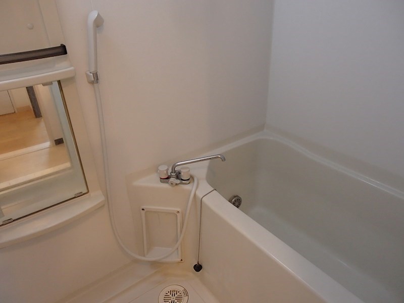 バス・シャワールーム　同タイプ