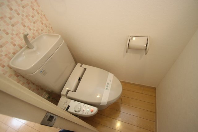 トイレ　トイレ