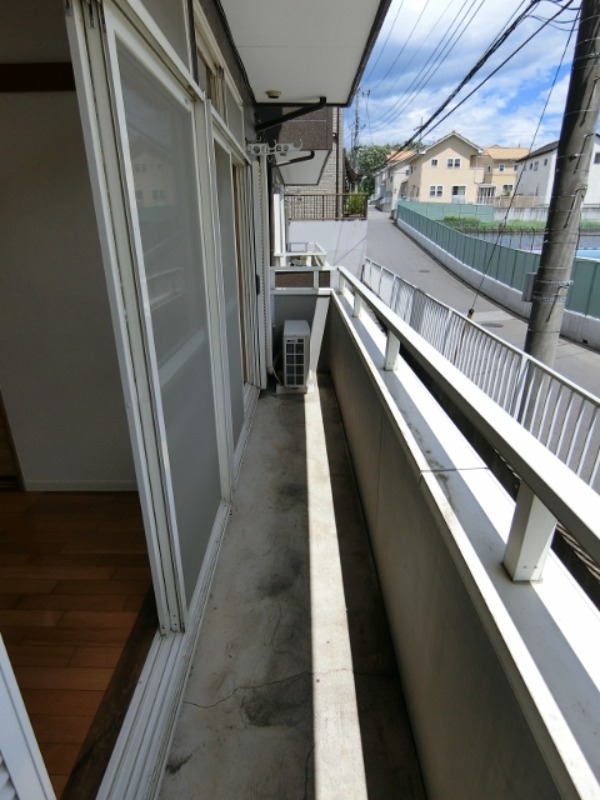 バルコニー　図面と現状に相違がある場合には現状を優先