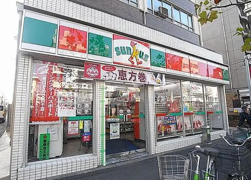 コンビニ　サンクス大阪西本町店（コンビニ）まで42m