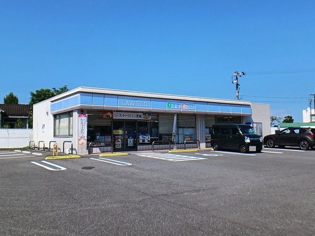 コンビニ　ローソン　戸次小入口店（コンビニ）まで750m