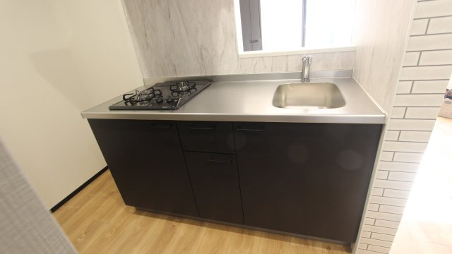 キッチン　同物件別号室の写真