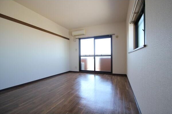 居室・リビング　※現況優先