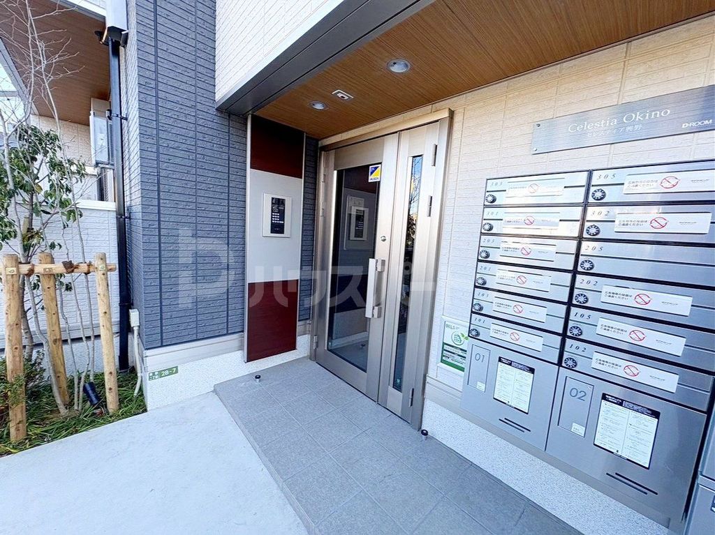 エントランス　エントランス