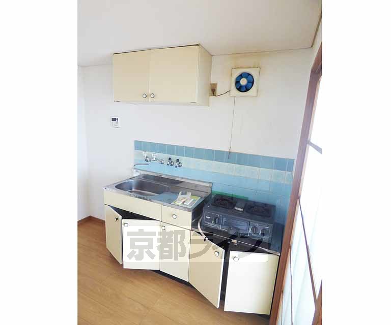 キッチン　スペースに余裕があります