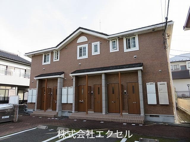 建物外観　小宮駅から徒歩7分です。